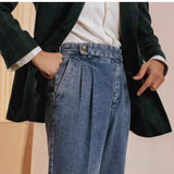 Double Pleat Straight Loose Washed Jeans
