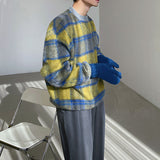Men's Loose Spliced Round Neck Plaid Casual Sweatshirt